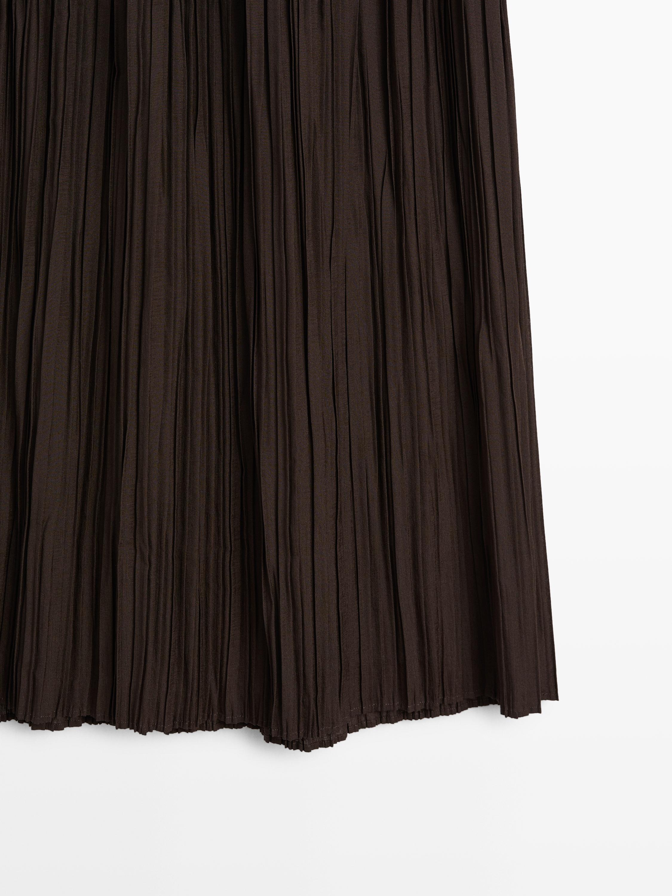 Pleated midi skirt